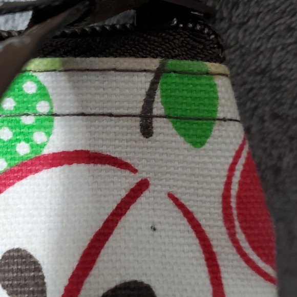 Thirty One Zipper Pouch Apple Blossum 12" wide x 9" tall with 2.5" base - Picture 15 of 16